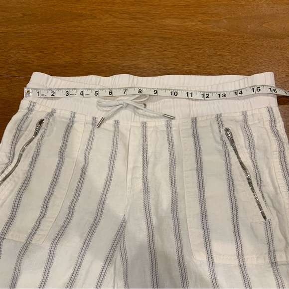 Athleta Bali white 100% linen pull on cropped pants with grey pinstripes - Picture 3 of 6